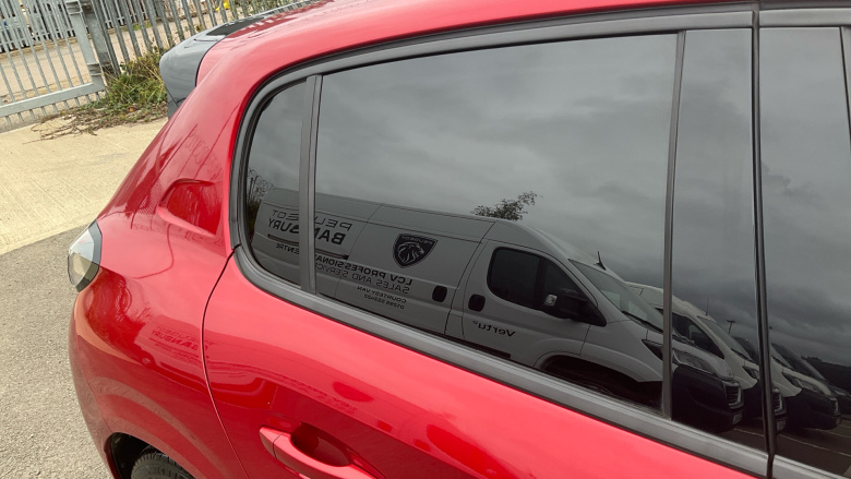 Peugeot 208 1.2 PureTech 100 Allure Premium 5dr EAT8 Petrol Hatchback